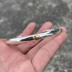 ブランド 偽物 通販ランキングTOP1 流行フォルム 冬秋物先行発売 ブレスレットgoros